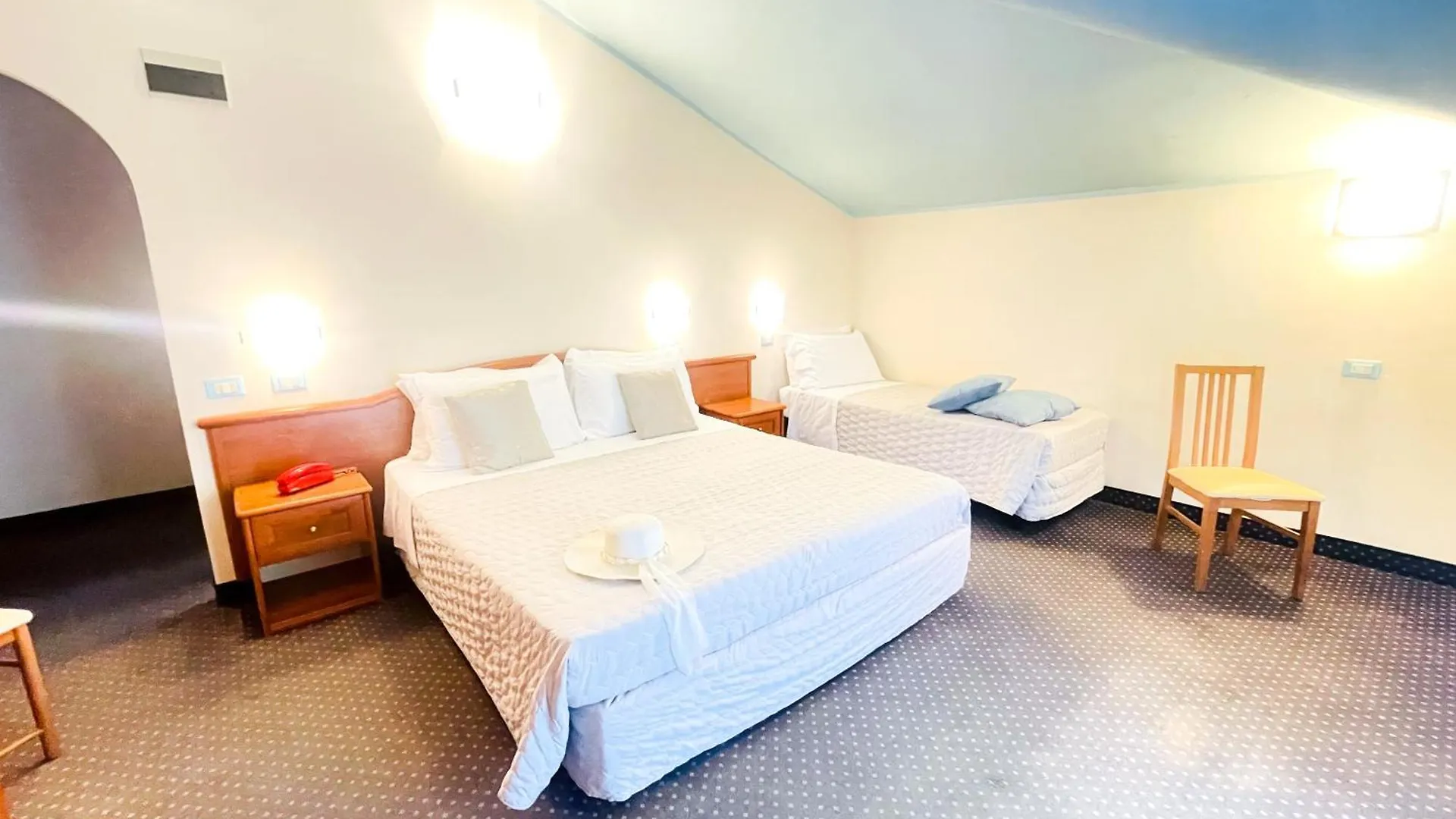 Hotel Bolognese Bellaria-Igea Marina 3*,