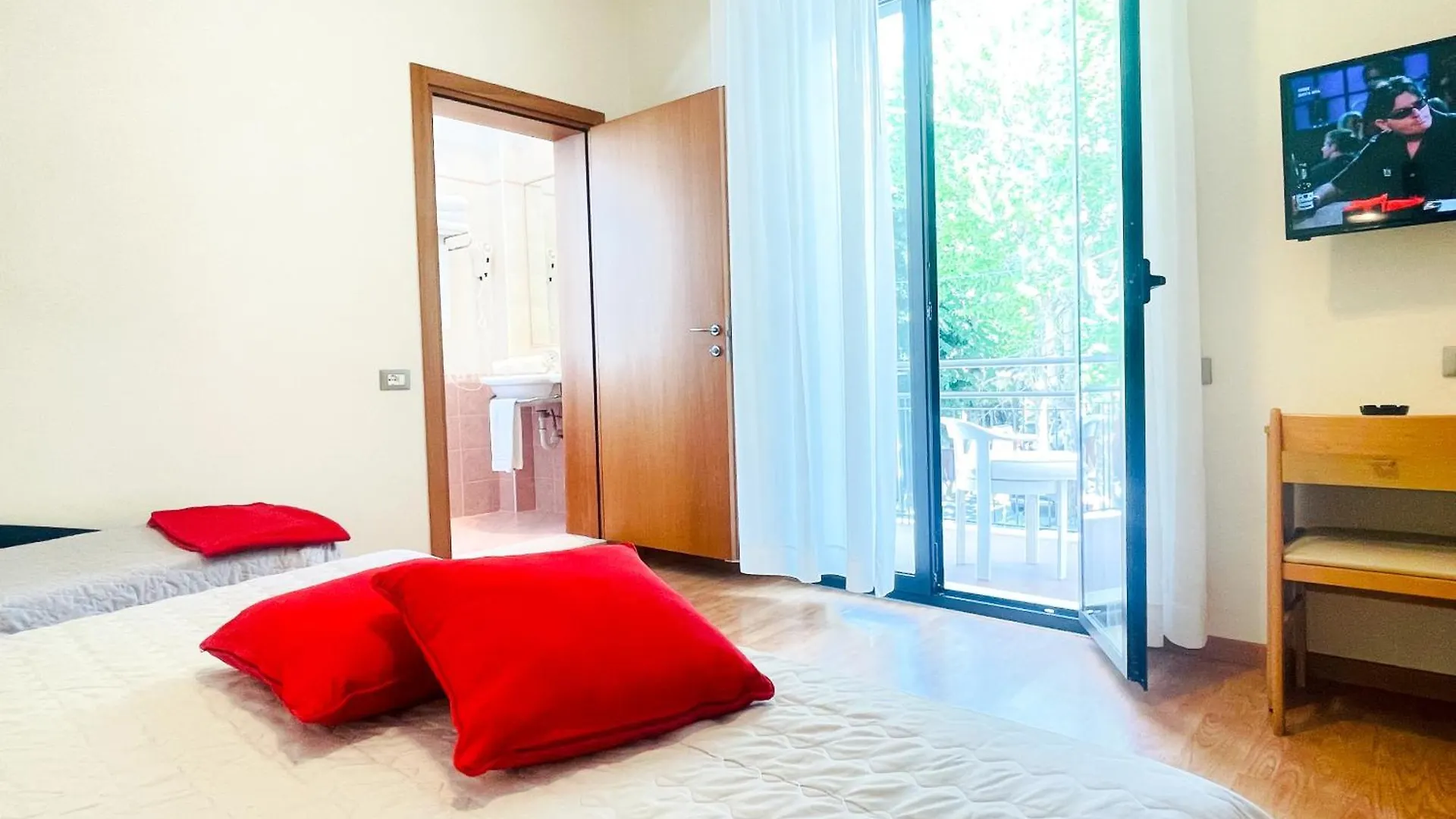 Hotel Bolognese Bellaria-Igea Marina 3*,  Italy