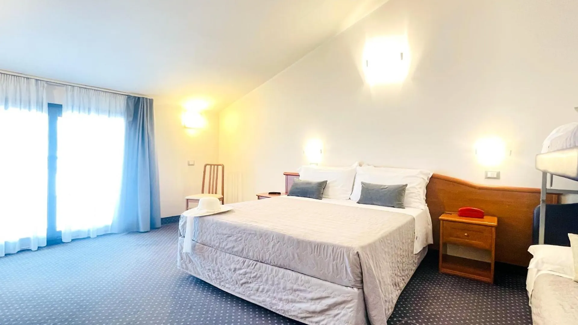 Hotel Bolognese Bellaria-Igea Marina 3*,