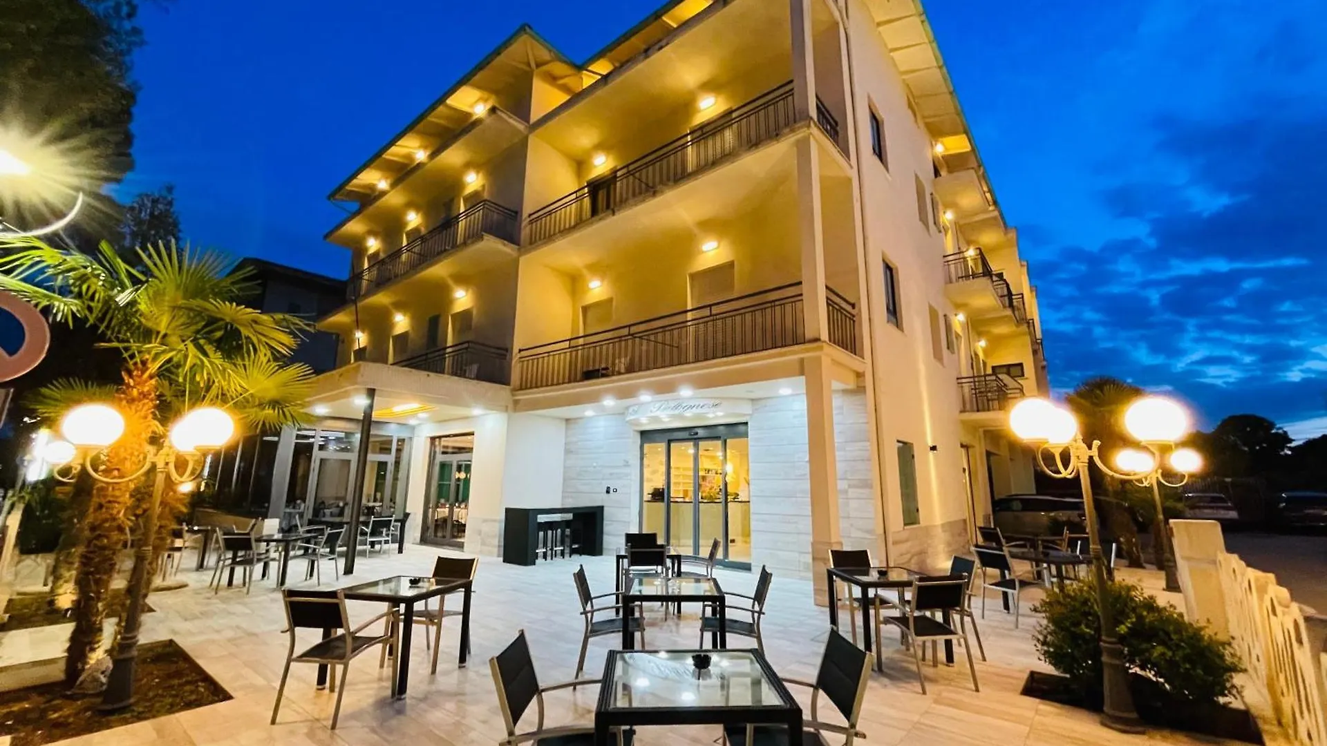 Hotel Bolognese contacts